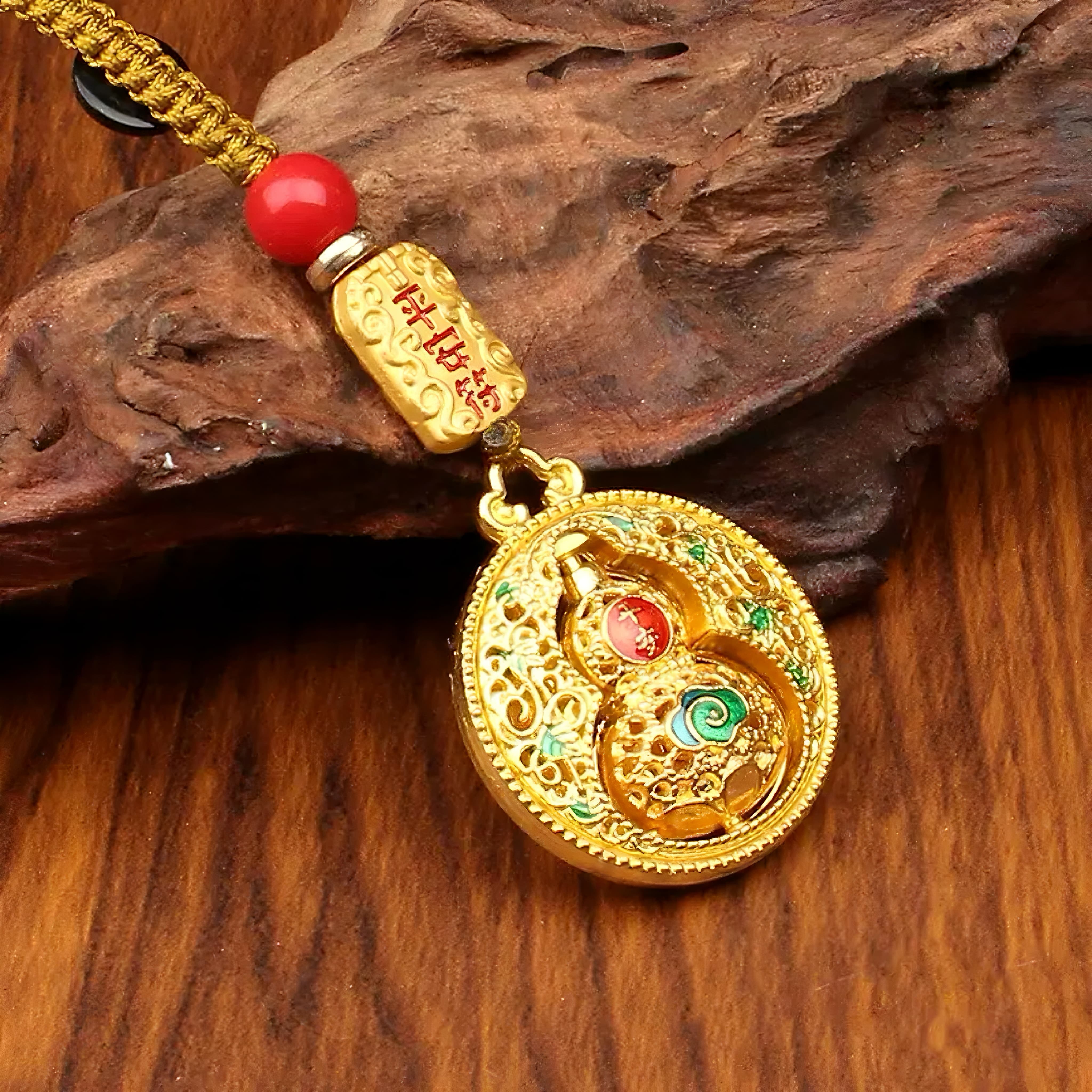 Peace & Protection Rotating Hulu Keychain