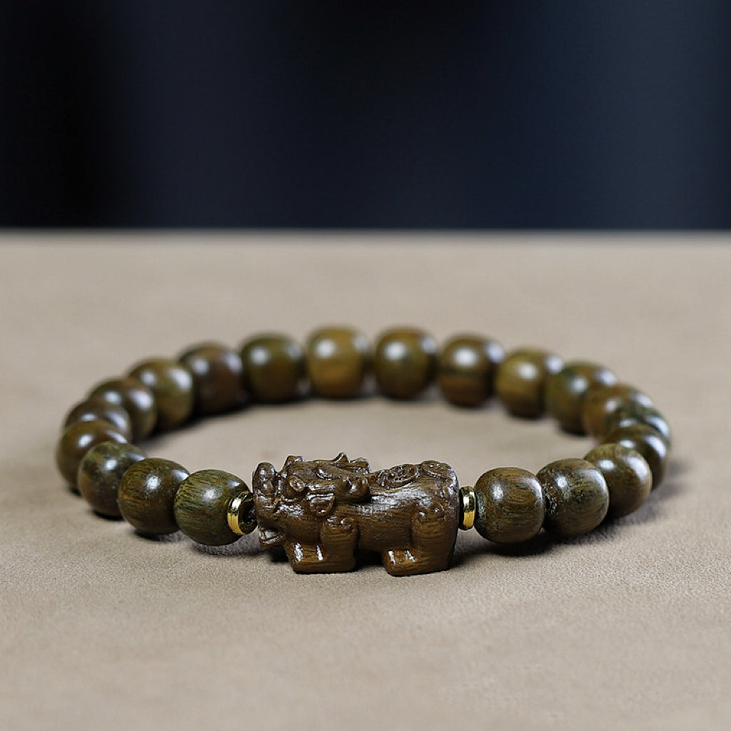 Verdant Talisman Green Sandalwood Feng Shui Pixiu Bracelet