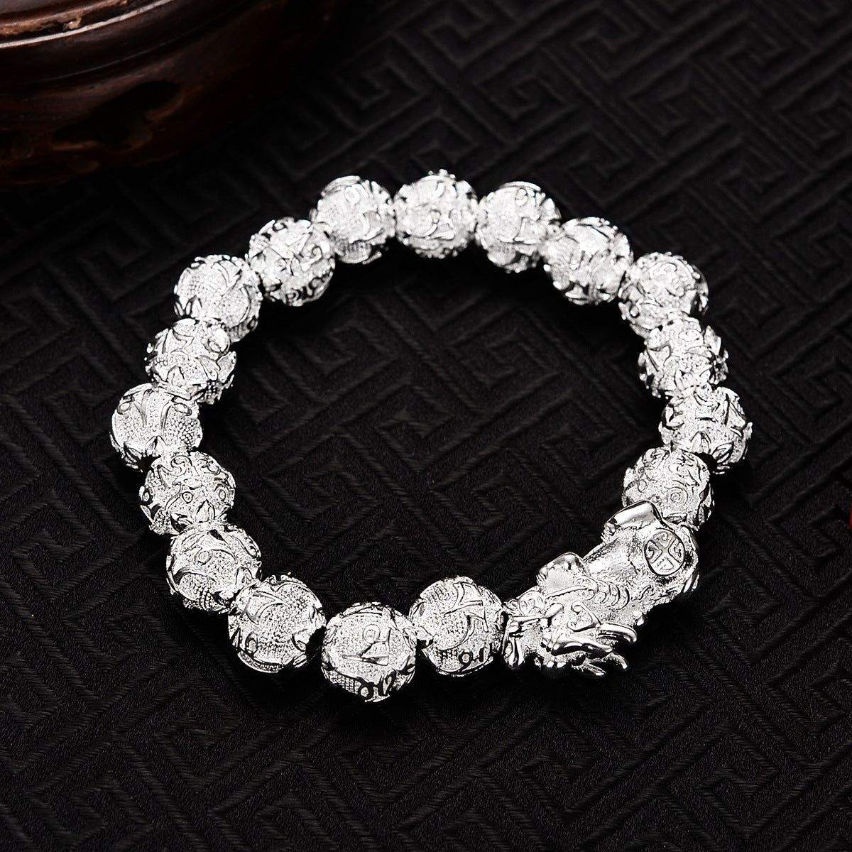Pulseira Feng Shui Pixiu com Mantra de Seis Palavras e Cobre Branco