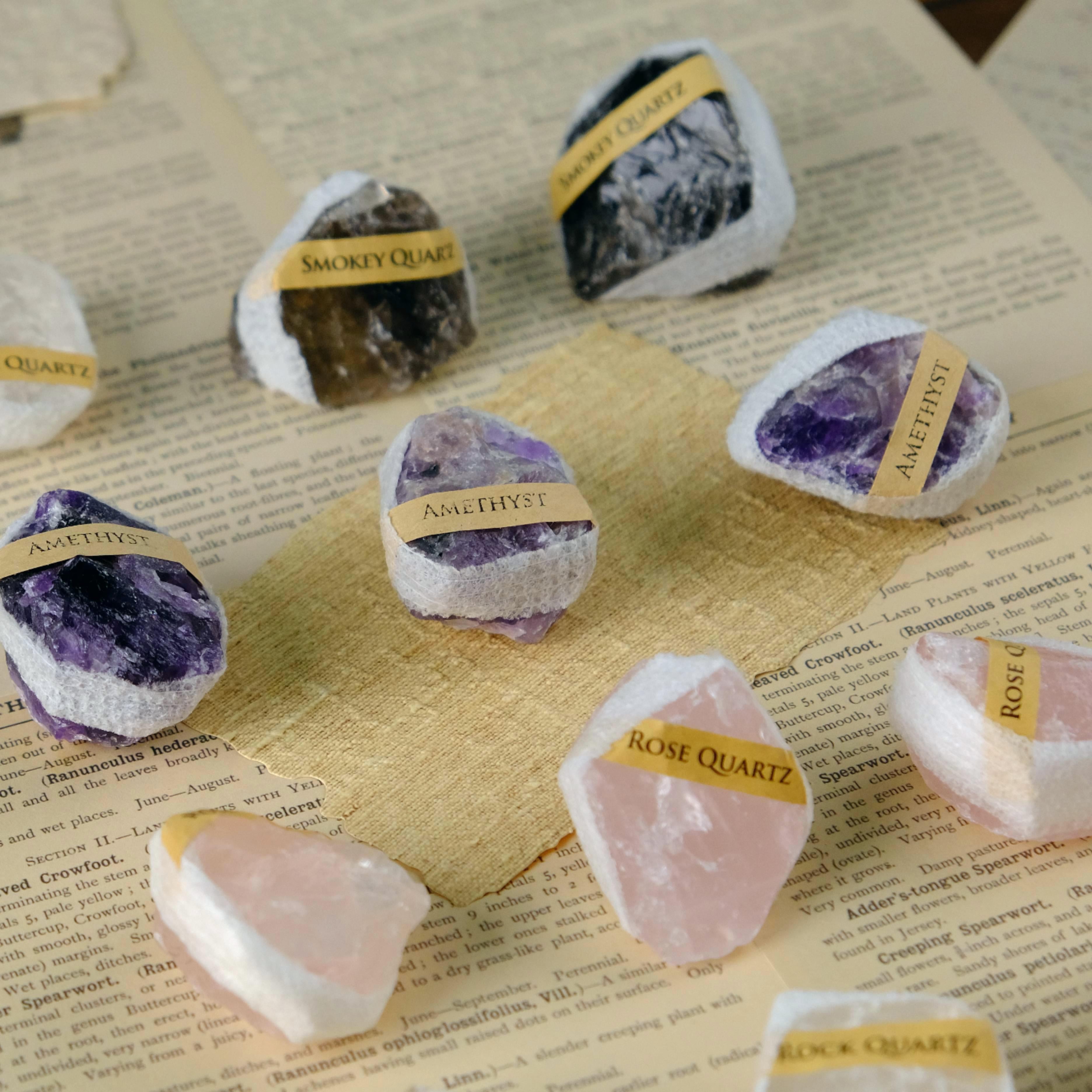 Harmony Quartet Healing Crystal Set - 16pcs