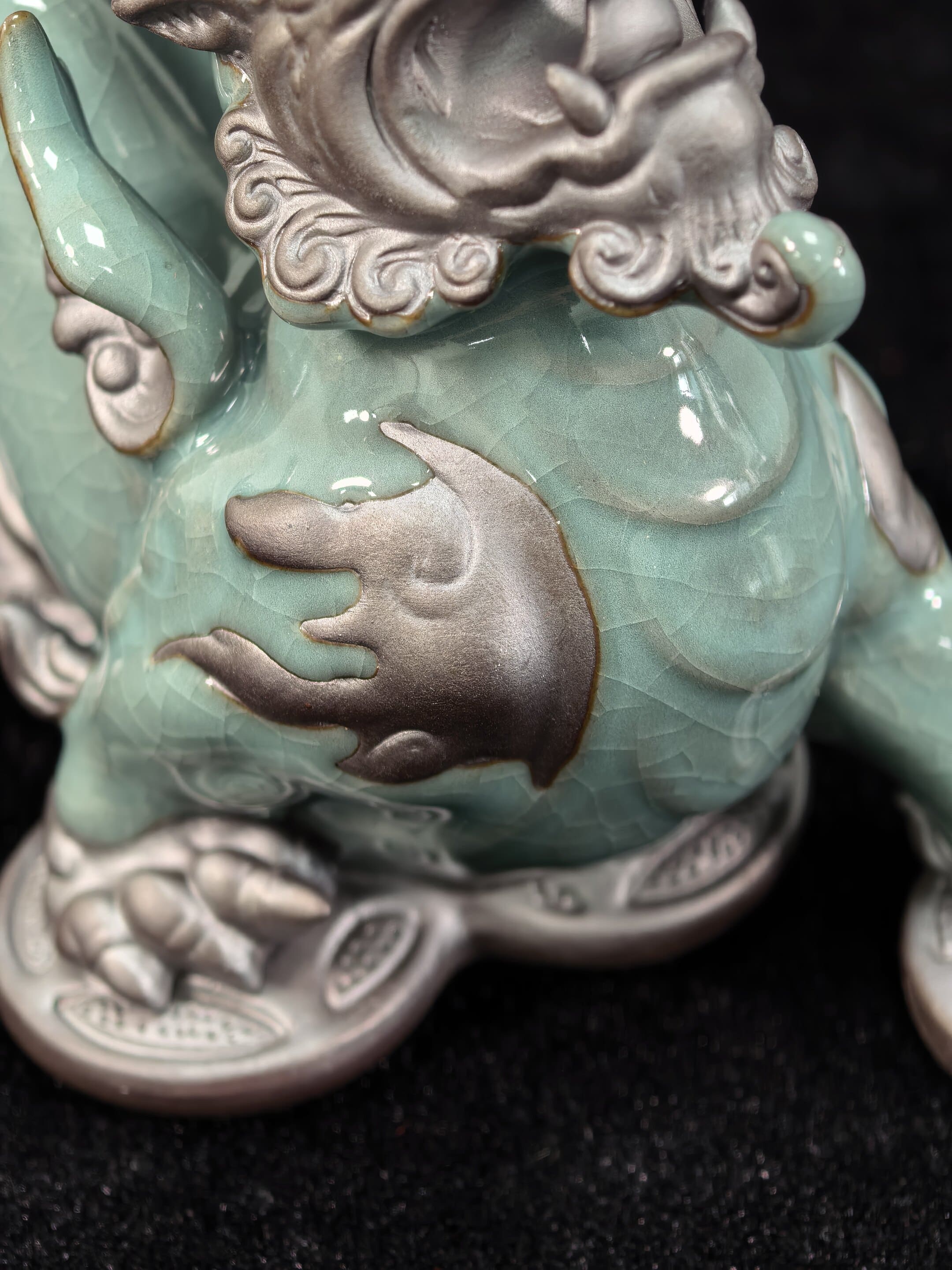 Ge-Ware Celadon Pixiu: The Imperial Wealth Guardian