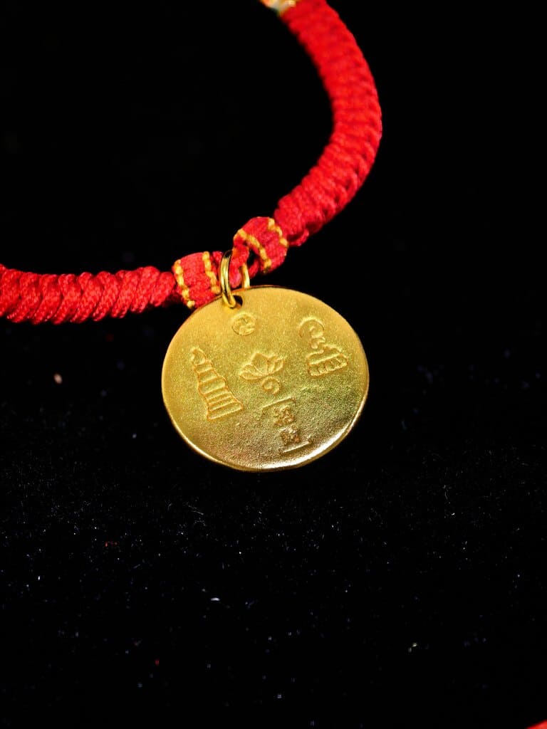 Adjustable Feng Shui Lucky Charm Bracelet with Auspicious Pendant