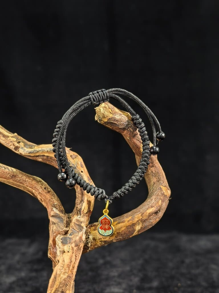 Adjustable Feng Shui Lucky Charm Bracelet with Auspicious Pendant