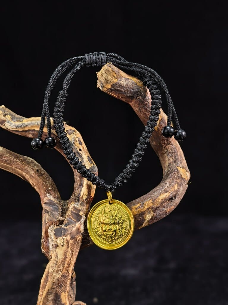 Adjustable Feng Shui Lucky Charm Bracelet with Auspicious Pendant