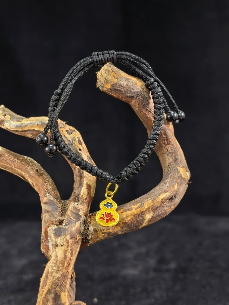 Adjustable Feng Shui Lucky Charm Bracelet with Auspicious Pendant
