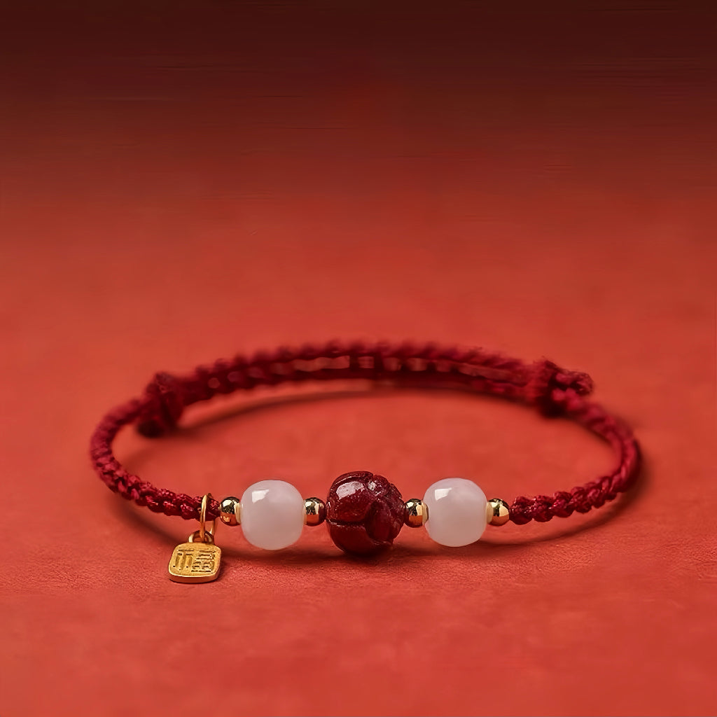 Bracelet à cordes rouges de la prospérité Lotus FU