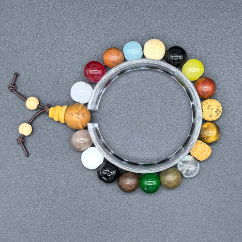 Eighteen Bead Bracelet - Fulfillment Of Wishes — view 5