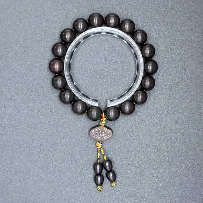Pulsera de sándalo rojo de hoja pequeña - existencia serena — material detail