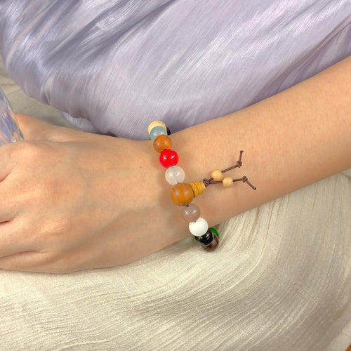 Eighteen Bead Bracelet - Fulfillment Of Wishes — view 2