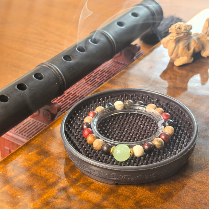 Pulsera de madera múltiple - Energie positiva — on wrist
