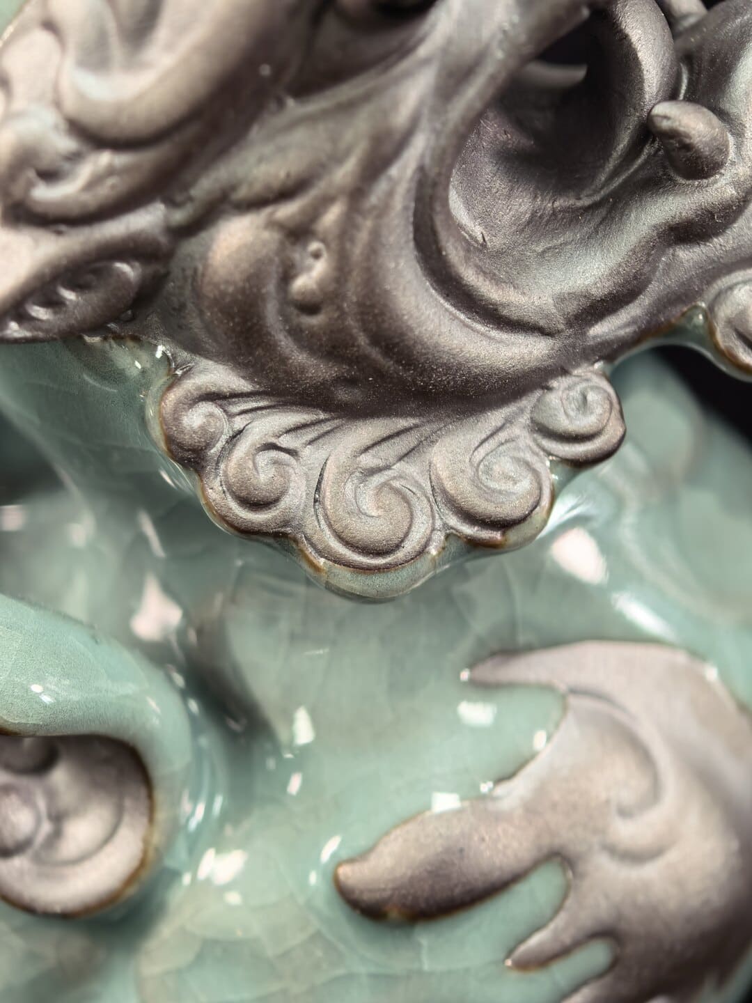 Pixiu Celadon Ge-Ware: O Guardião da Riqueza Imperial