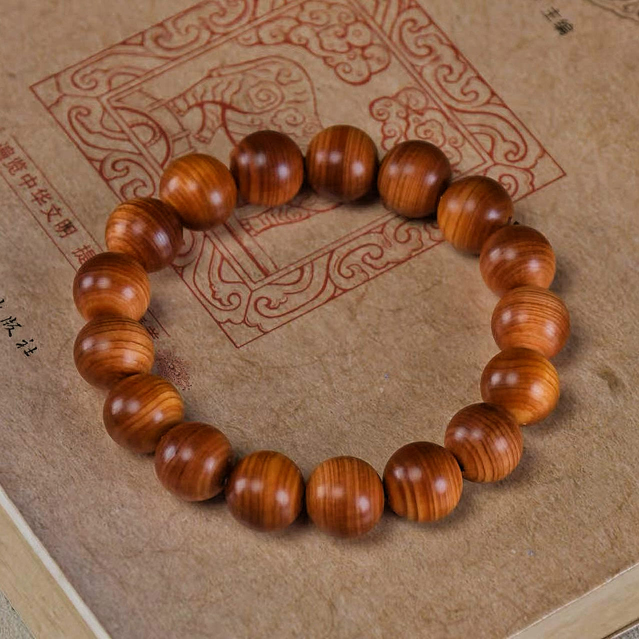 Translucent Shine Aged Cliff Cypress Bracelet