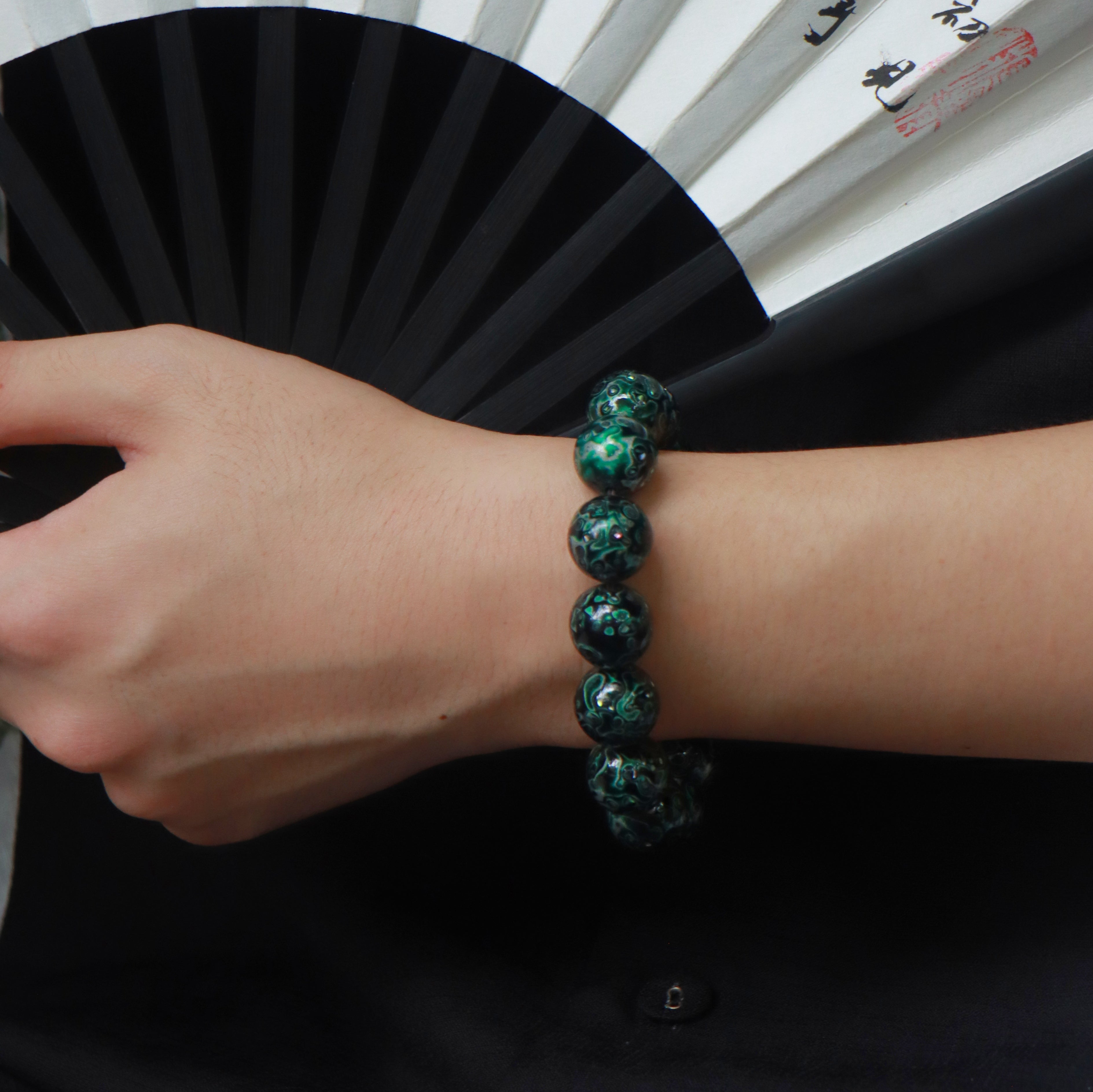 Large Green Lacquer Round Beads Bracelet - Spiritual Connection - Karmabless