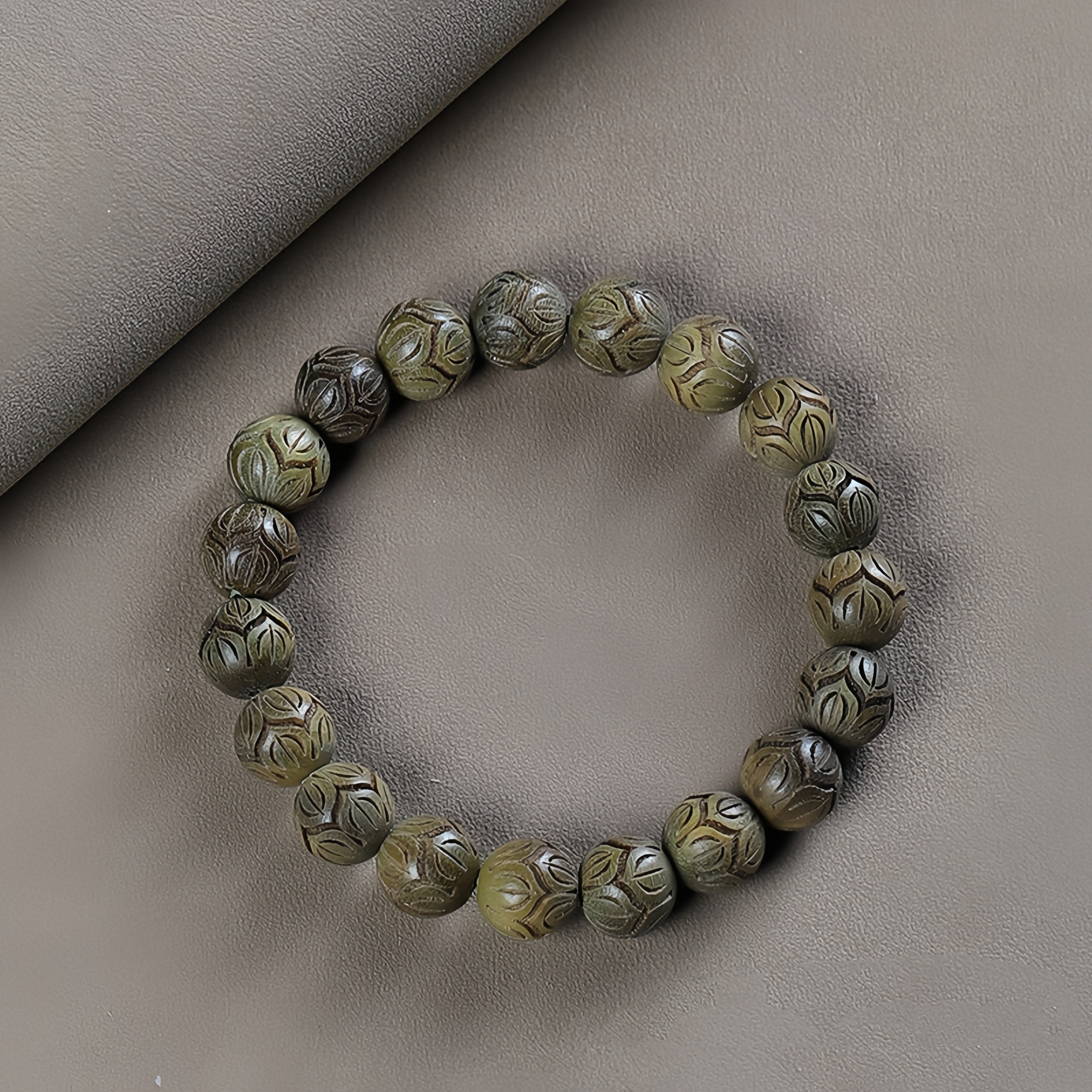 Jade Lotus Mandala Green Sandalwood Bracelet